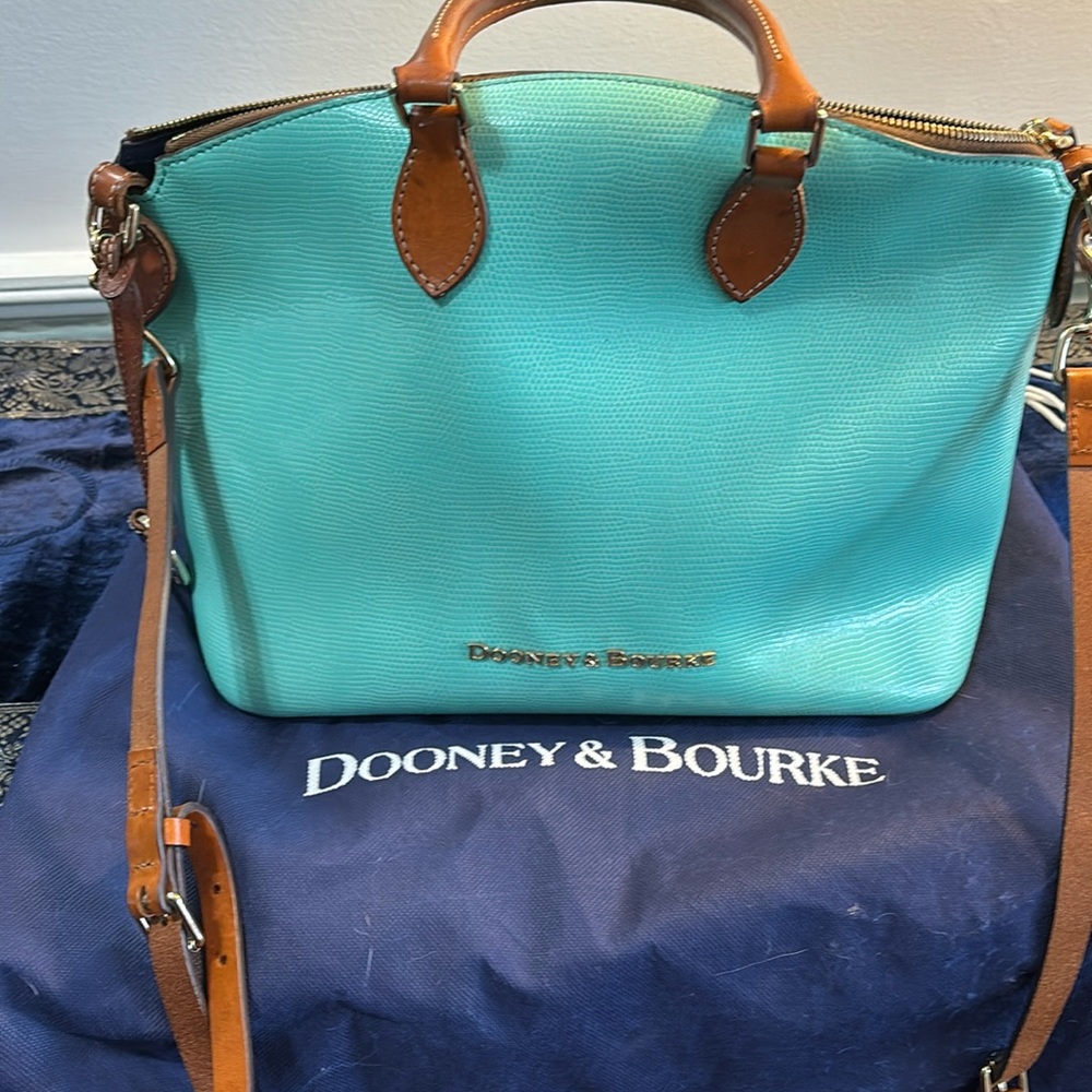 Dooney and Bourke Bag
